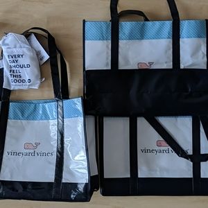Vineyard vines reusable bags.